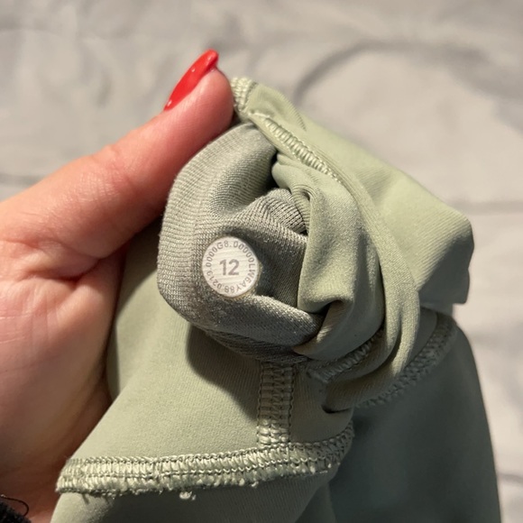 Lightly used lululemon’s - Picture 3 of 3